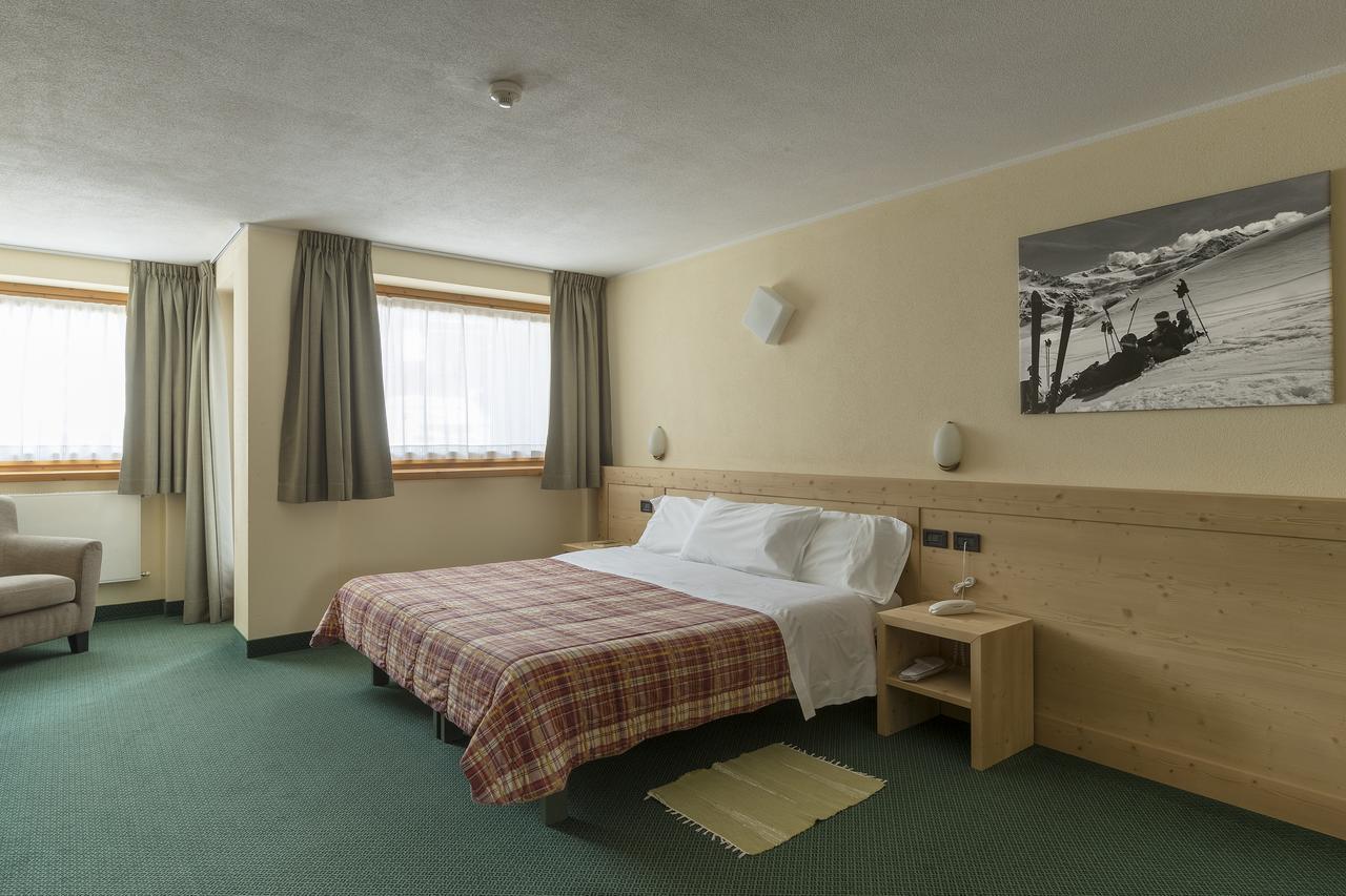 Hotel Nordik Santa Caterina Valfurva Exteriör bild